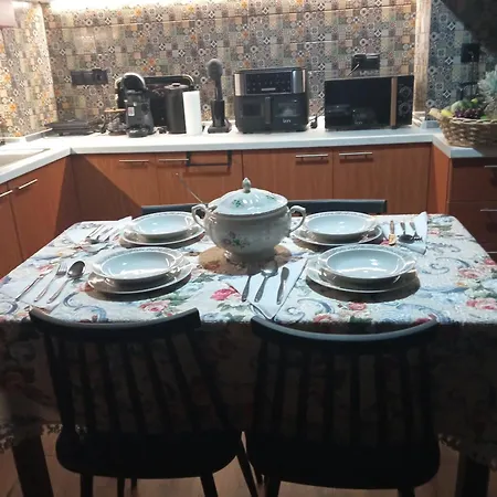 Giannis House 2