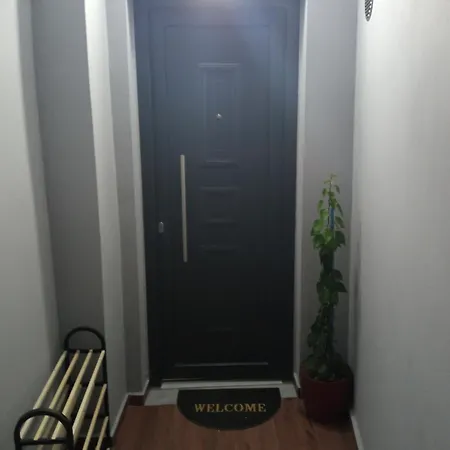 Giannis House 2 *
